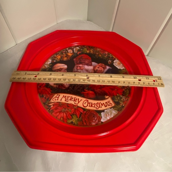 4 Vintage 1980s St Nick Dinner plastic Plate Merry Christmas Victorian Portrait - Picture 5 of 15